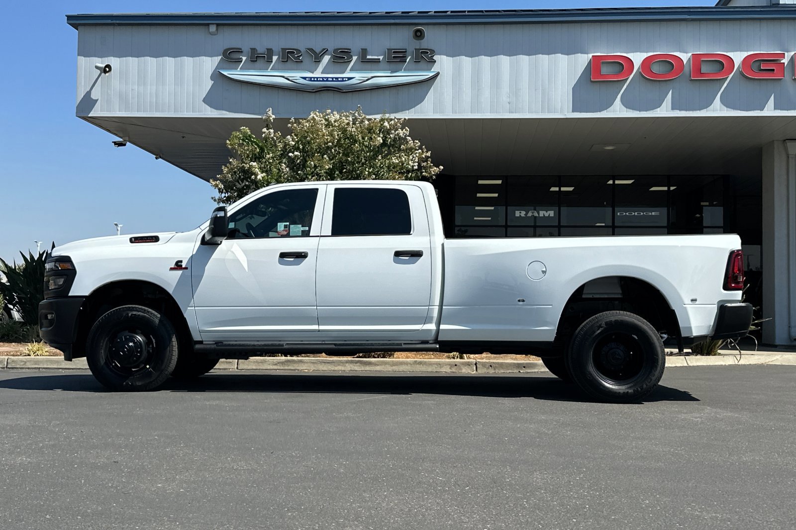 New 2026 RAM 3500 Tradesman image 7