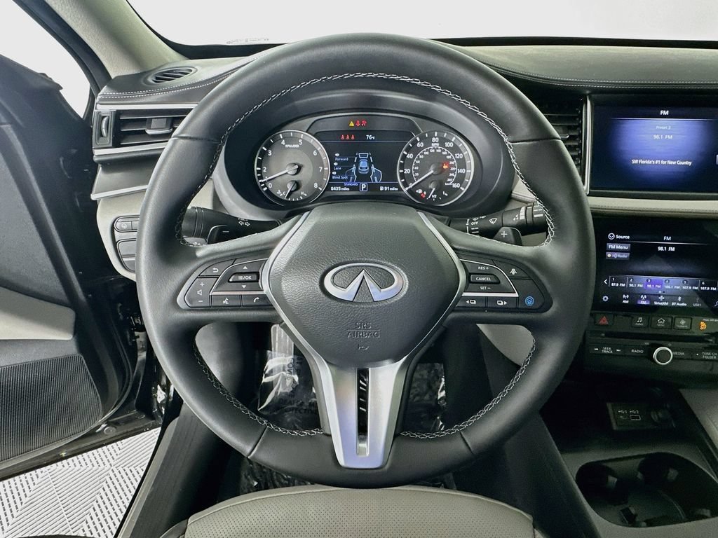 Used 2025 INFINITI QX50 Luxe AWD/4WD image 11