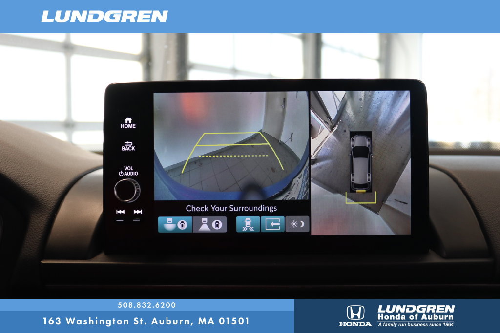 Used 2025 Honda Pilot TrailSport image 24