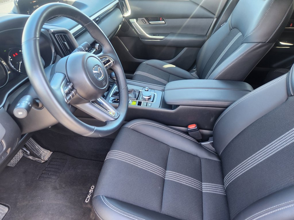 Used 2025 MAZDA CX-50 AWD 2.5 S w/ Premium Package image 13