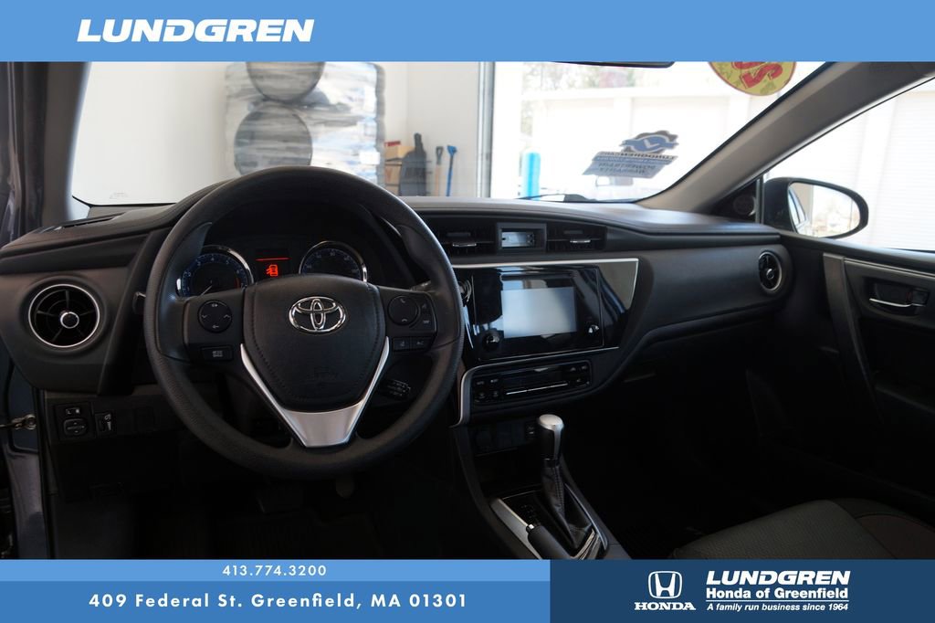 Used 2019 Toyota Corolla LE FWD image 15