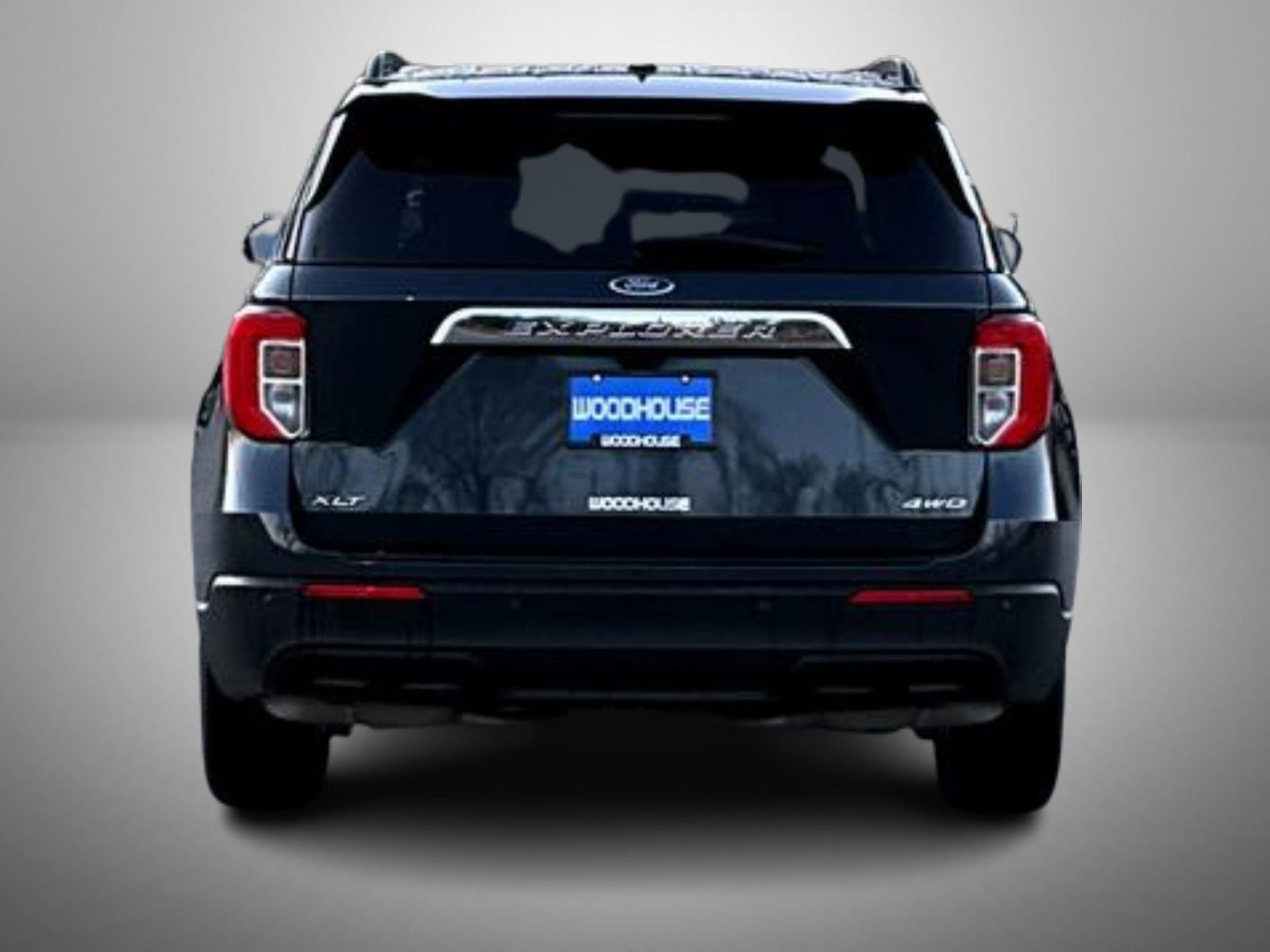 Used 2023 Ford Explorer XLT image 6