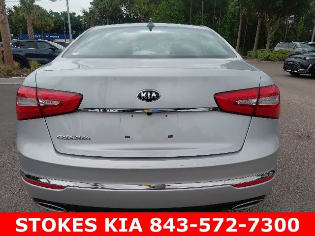 Used 2016 Kia Cadenza FWD image 6