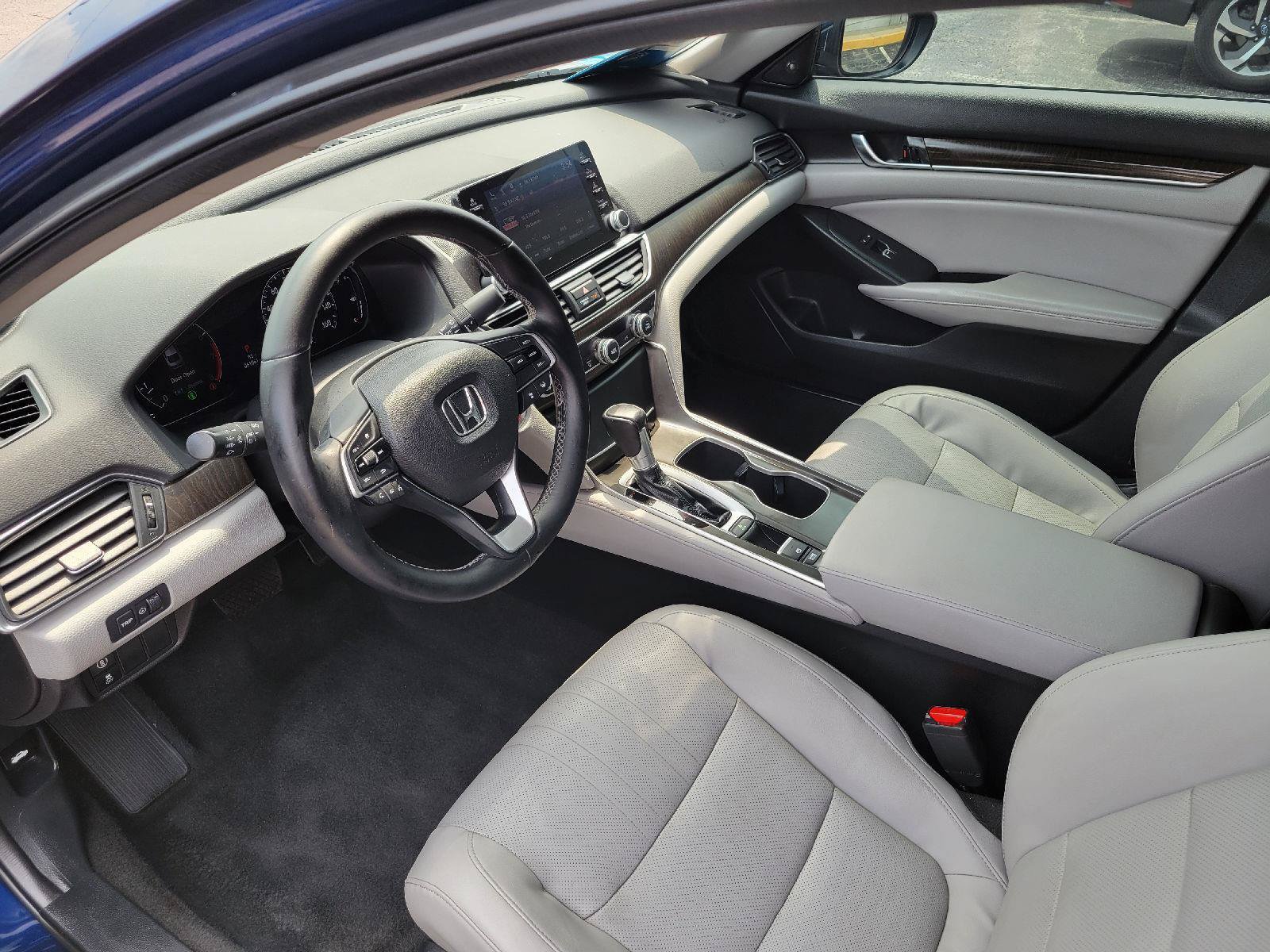 Used 2018 Honda Accord EX-L image 5