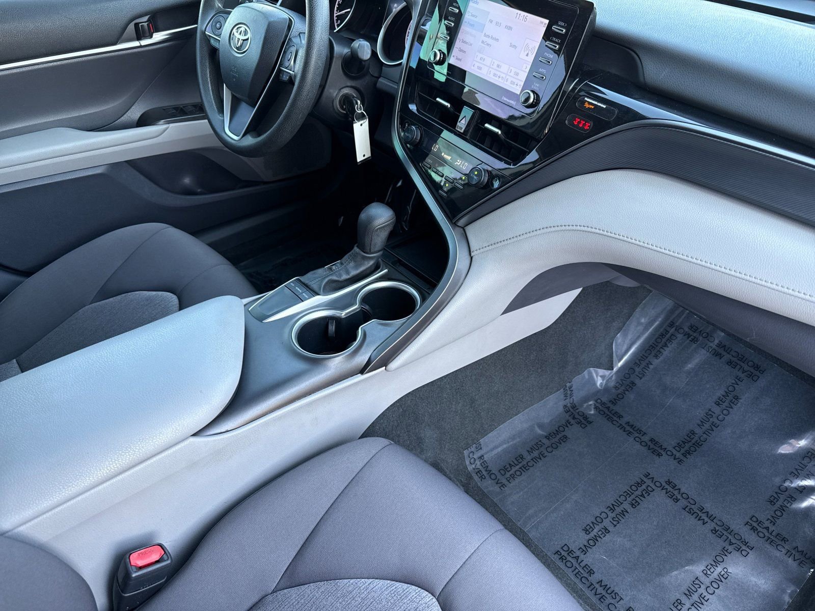 Used 2023 Toyota Camry LE FWD image 14