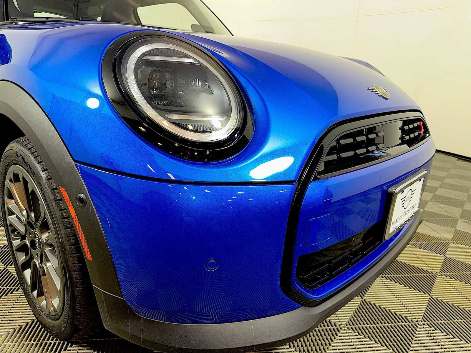 Certified 2025 MINI Cooper S FWD image 24
