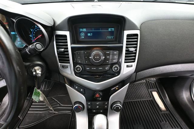 Used 2014 Chevrolet Cruze LT FWD image 27