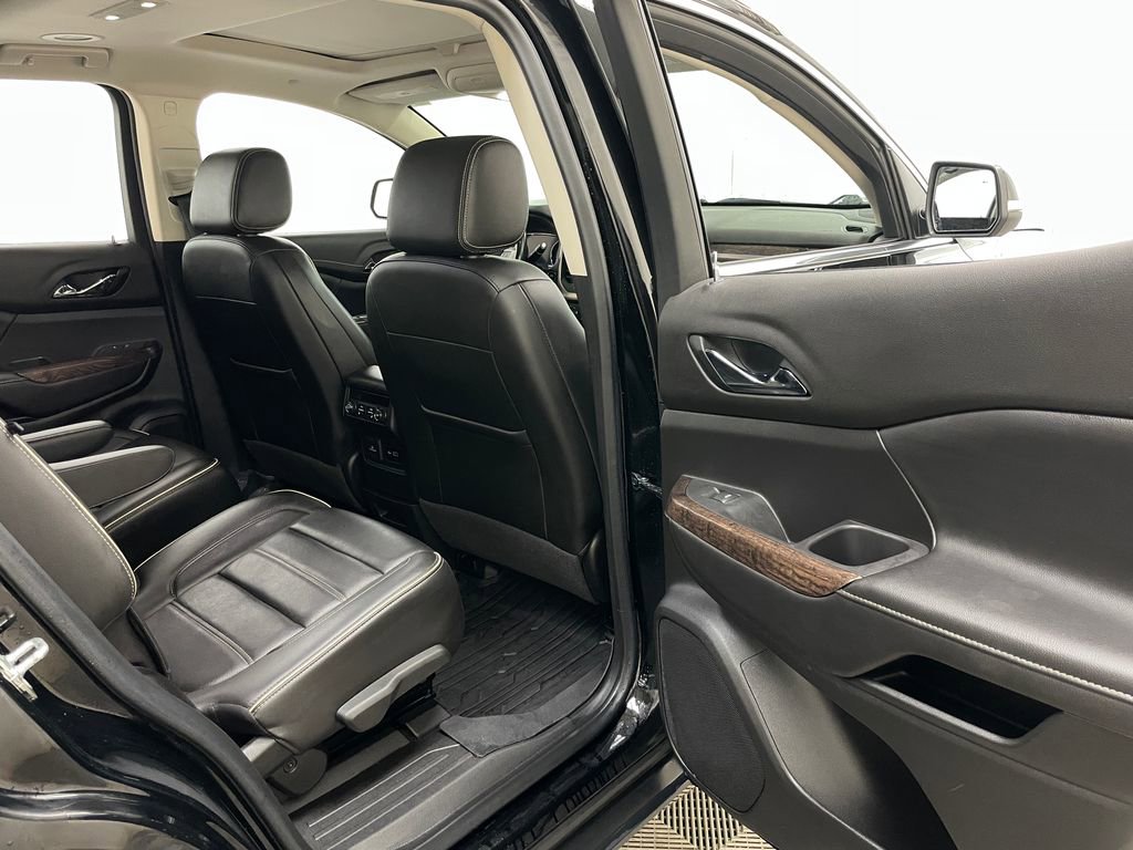 Certified 2021 GMC Acadia Denali w/ Denali Ultimate Package AWD/4WD image 39