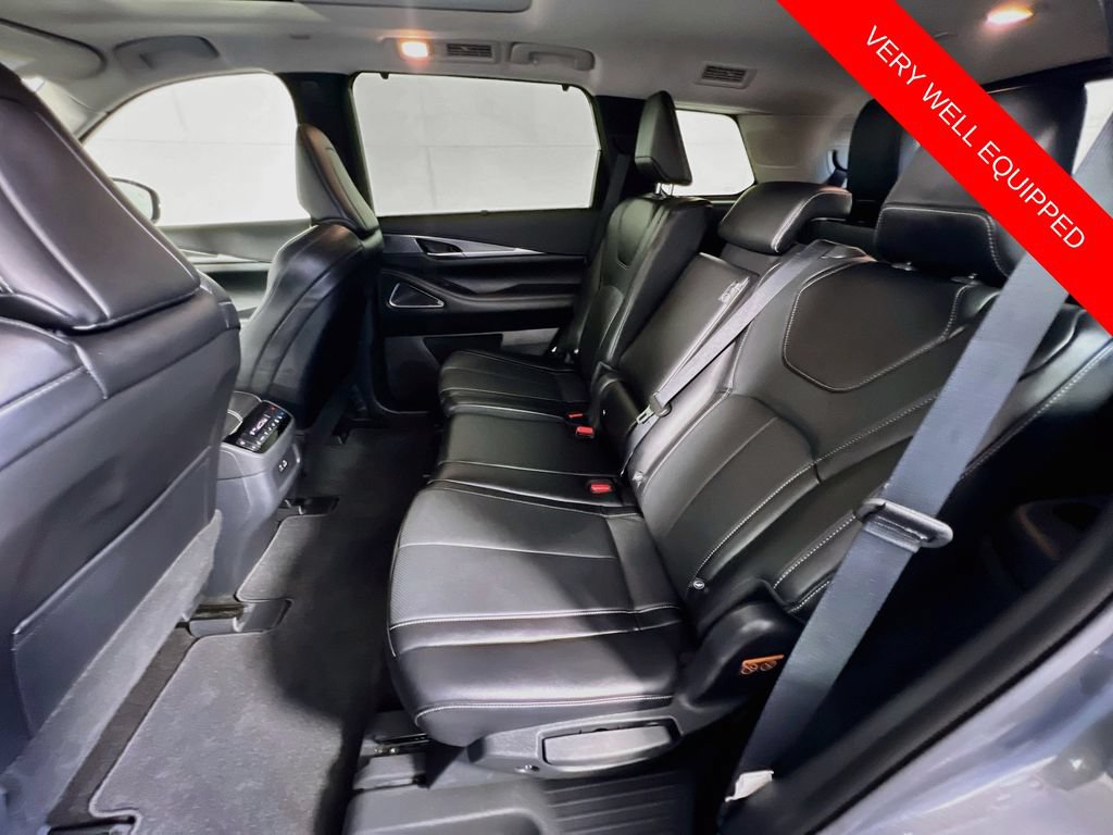 Used 2025 INFINITI QX60 Luxe w/ Cargo Package FWD image 26