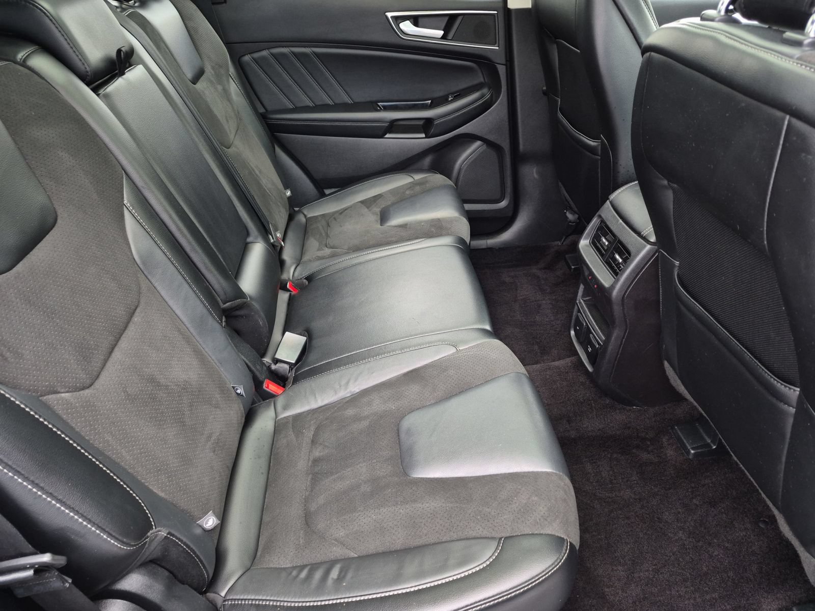 Used 2016 Ford Edge Sport w/ Equipment Group 401A AWD/4WD image 32