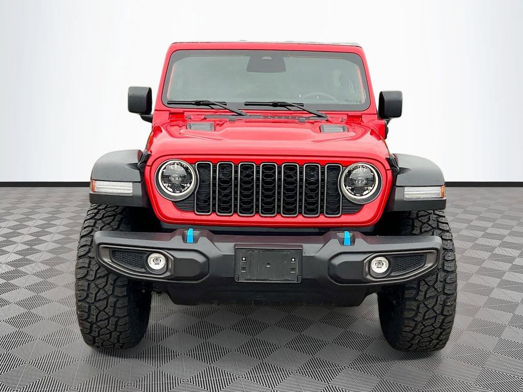 Used 2025 Jeep Wrangler Unlimited Rubicon 4xe w/ Safety Group AWD/4WD image 2