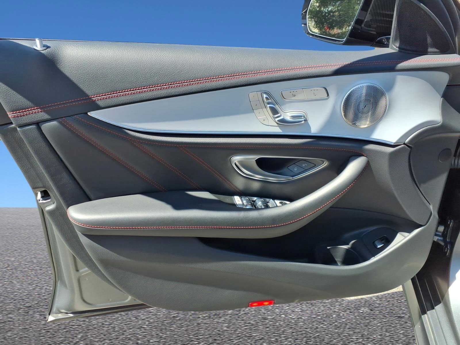 Used 2022 Mercedes-Benz E 53 AMG 4MATIC Sedan image 22