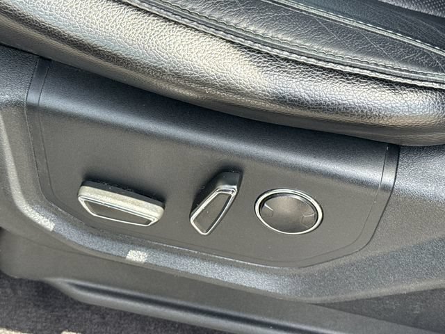 Used 2016 Ford F150 Lariat RWD image 31