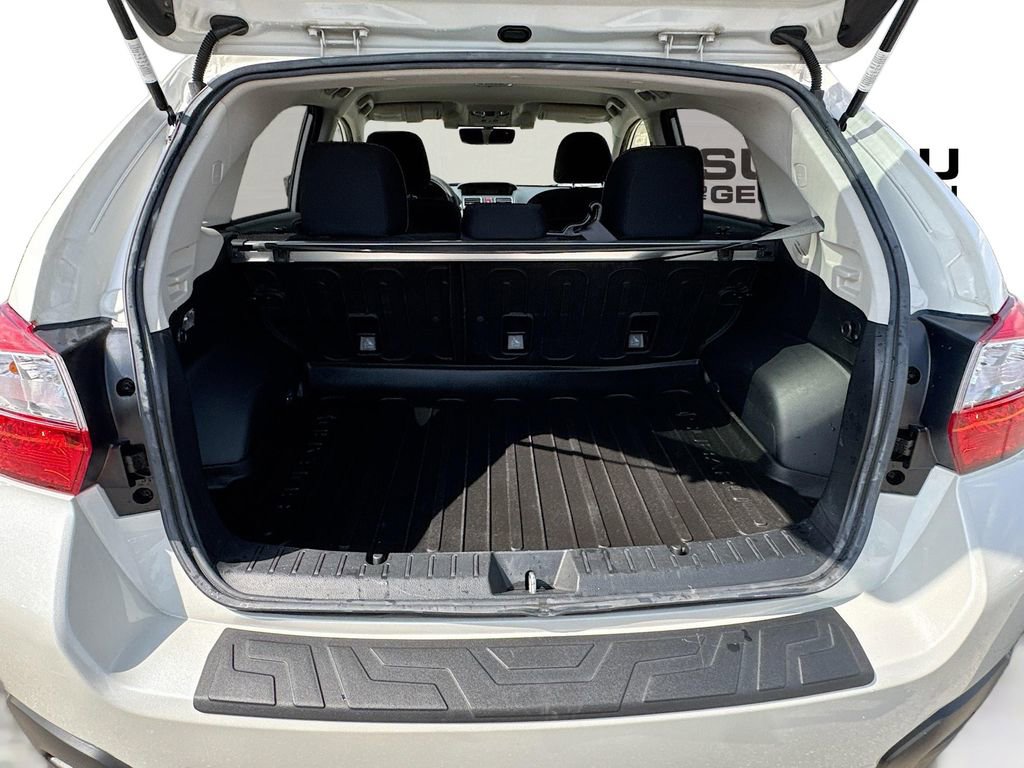 Used 2017 Subaru Crosstrek 2.0i Premium image 32