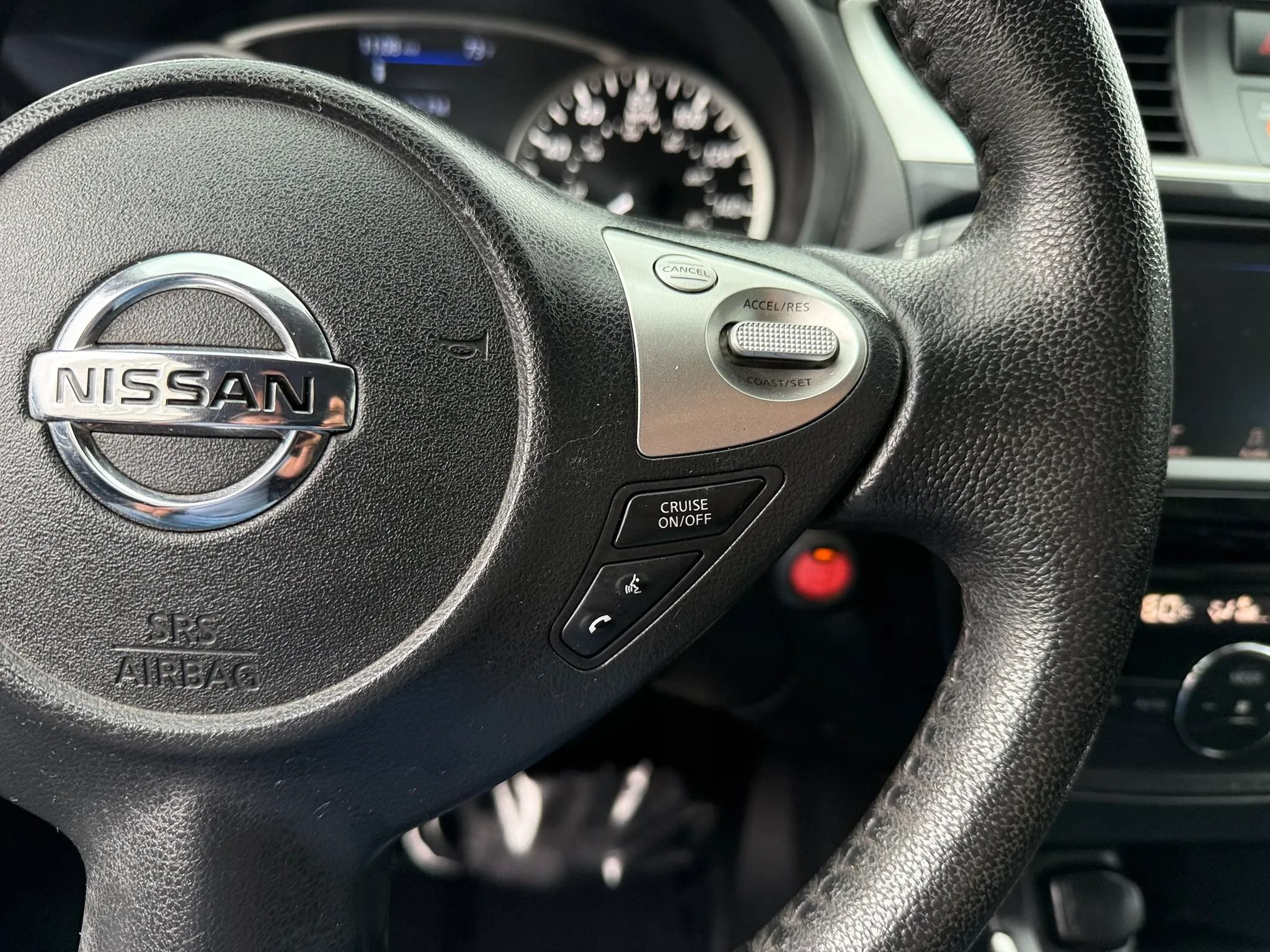 Used 2019 Nissan Sentra SV FWD image 14