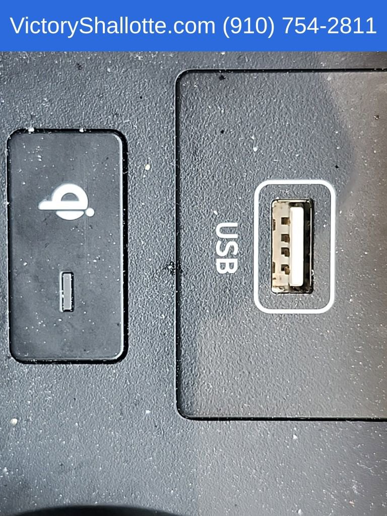 Used 2022 Hyundai Santa Fe SEL w/ Convenience + Premium Package image 12