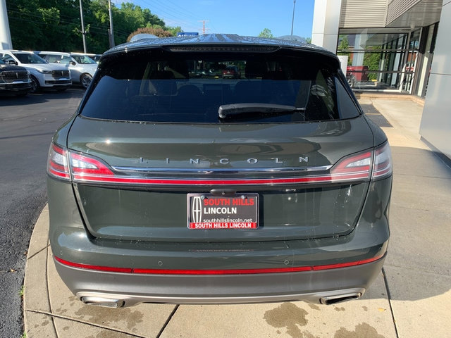 Used 2023 Lincoln Nautilus AWD w/ Premium Package image 4