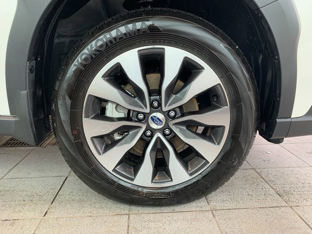 Certified 2025 Subaru Outback Limited AWD/4WD image 22