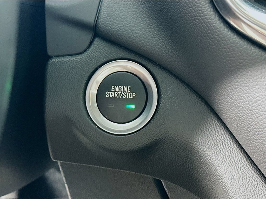 Used 2023 Chevrolet Equinox LT AWD/4WD image 19
