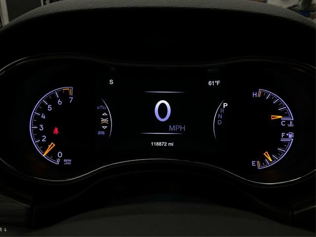 Used 2019 Jeep Grand Cherokee Limited AWD/4WD image 21