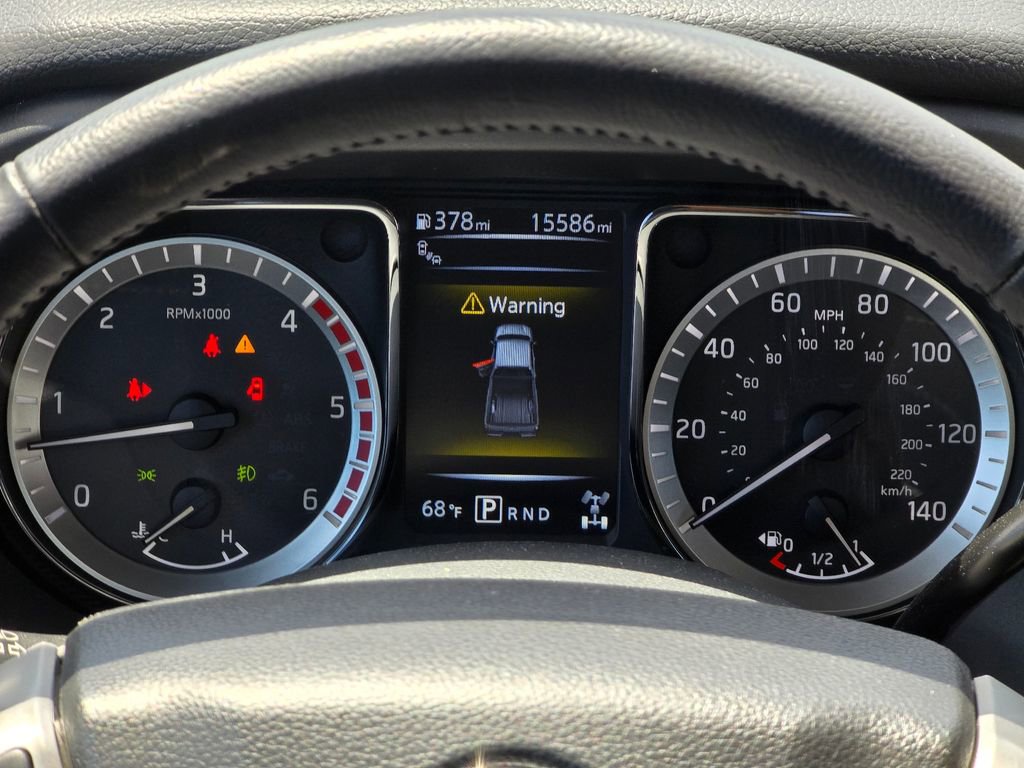 Used 2018 Nissan Titan SV w/ SV Convenience Package AWD/4WD image 6