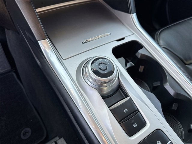 Certified 2022 Ford Explorer XLT w/ Equipment Group 202A image 25