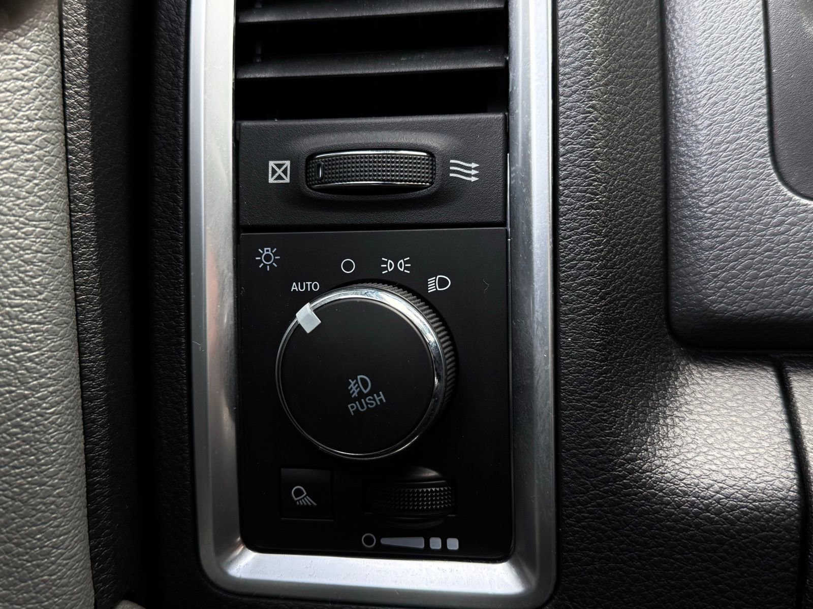 Used 2017 RAM 1500 Big Horn image 43