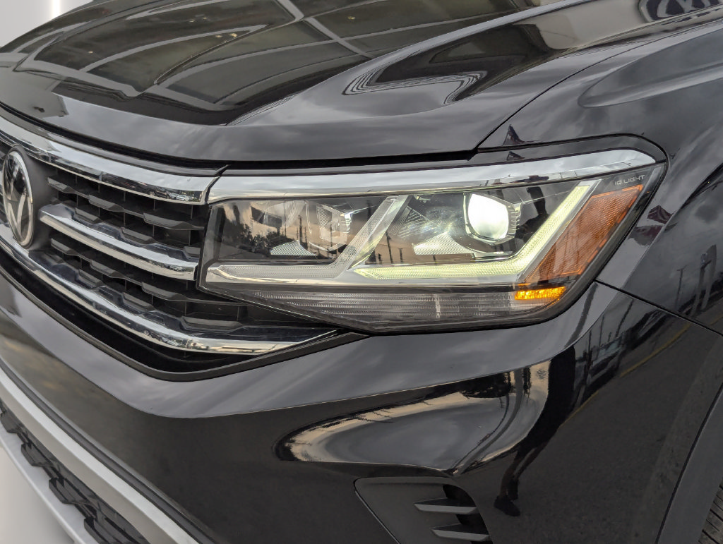Certified 2023 Volkswagen Atlas SE w/ Panoramic Sunroof Package AWD/4WD image 7