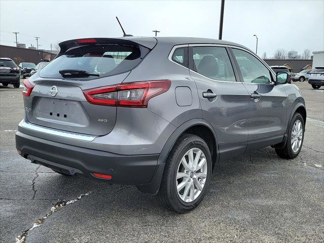 Used 2021 Nissan Rogue Sport S image 24