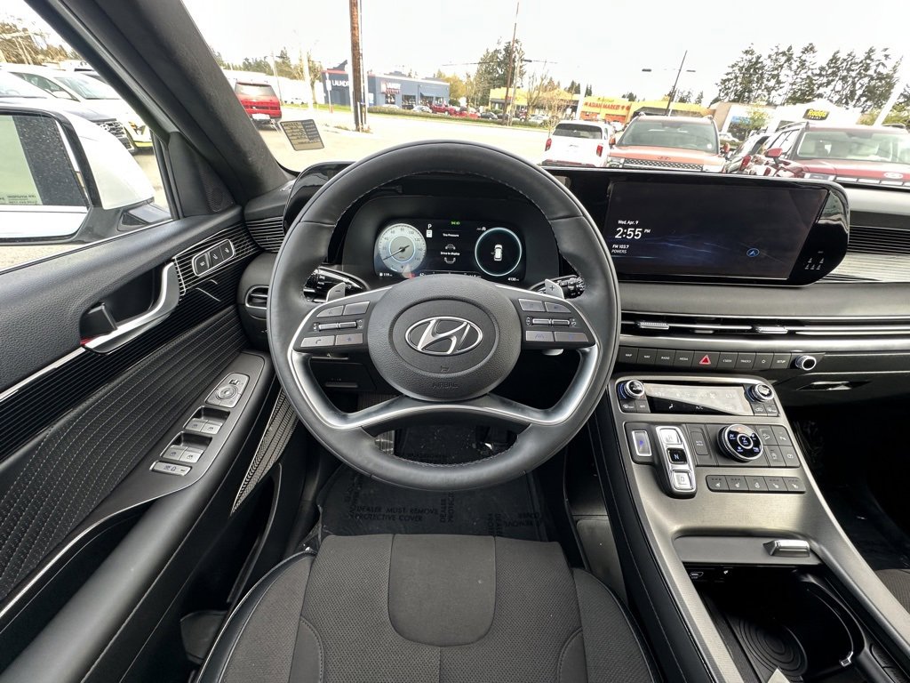 Used 2025 Hyundai Palisade Calligraphy image 14