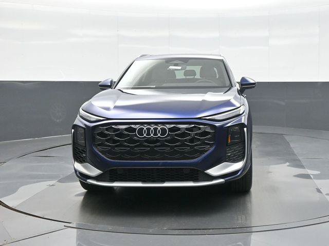 Used 2026 Audi Q3 quattro 2.0T w/ Driver Assistance Package AWD/4WD image 2