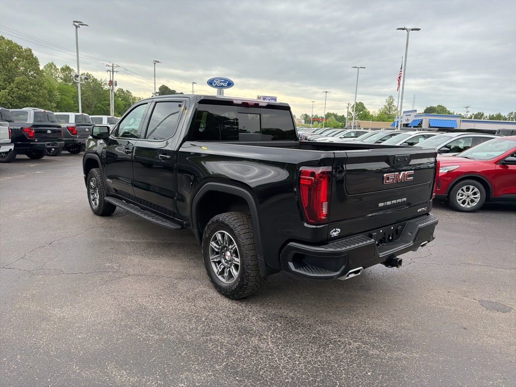 Used 2024 GMC Sierra 1500 AT4 w/ Technology Package image 5