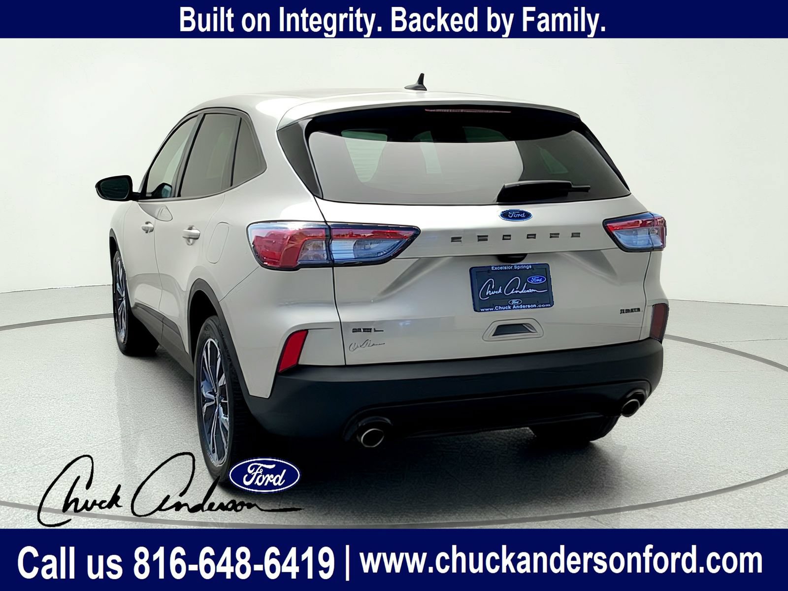 Used 2022 Ford Escape SEL w/ SEL Stealth AWD Package image 6