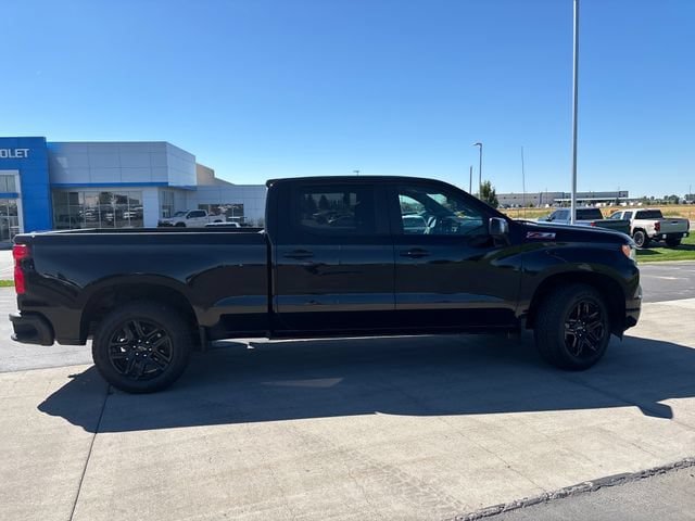 Certified 2025 Chevrolet Silverado 1500 RST AWD/4WD image 2