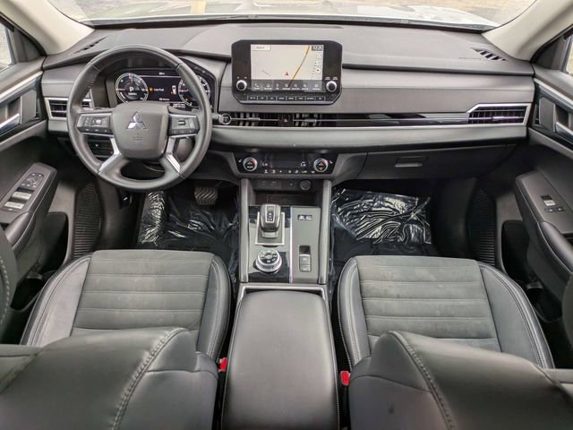 Used 2023 Mitsubishi Outlander SE AWD/4WD image 17