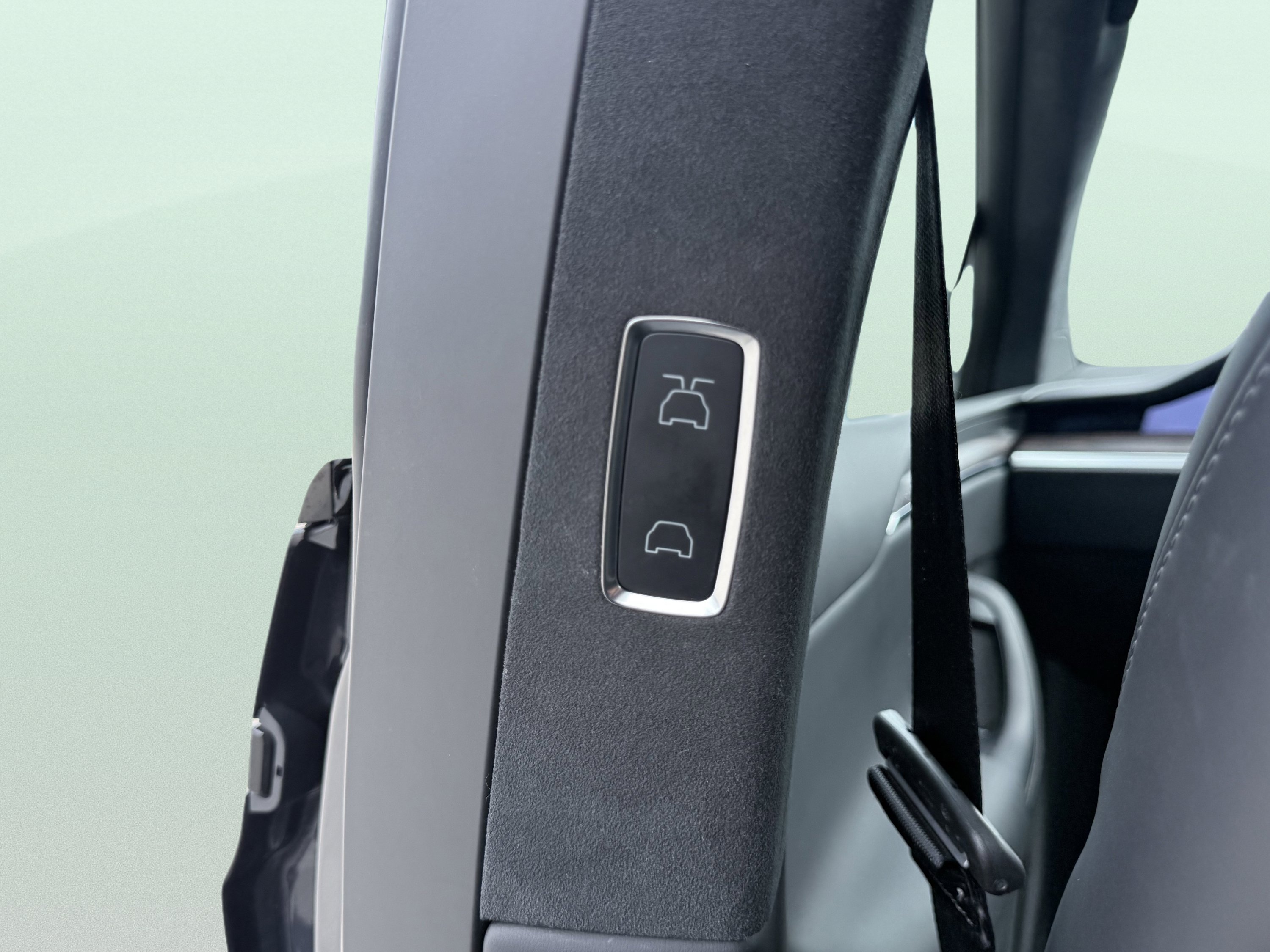 Used 2024 Tesla Model X Long Range image 50