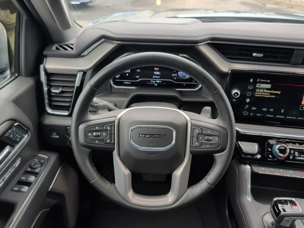 Used 2025 GMC Sierra 1500 Denali w/ Denali Reserve Package AWD/4WD image 19