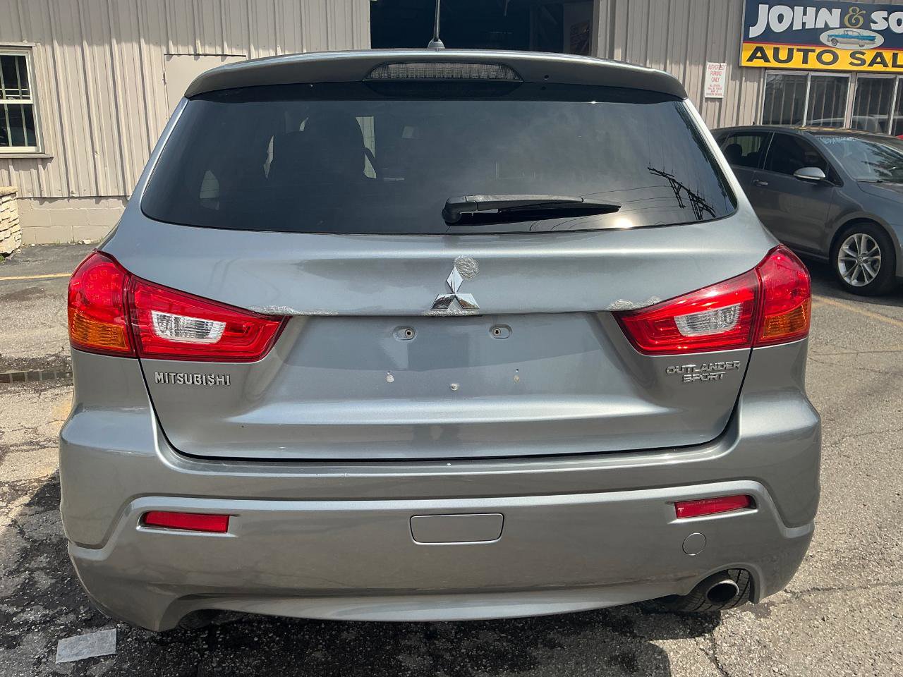 Used 2012 Mitsubishi Outlander Sport SE FWD image 4