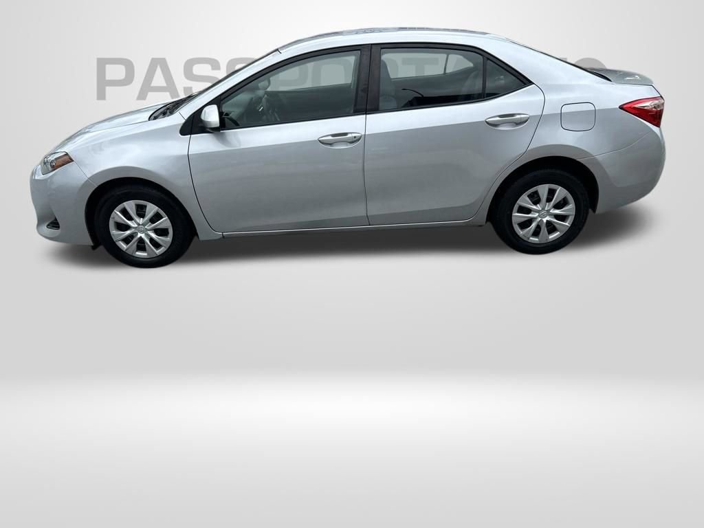 Used 2018 Toyota Corolla L FWD image 5