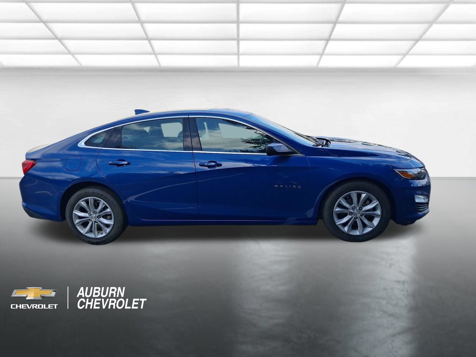 Certified 2023 Chevrolet Malibu LT FWD image 2