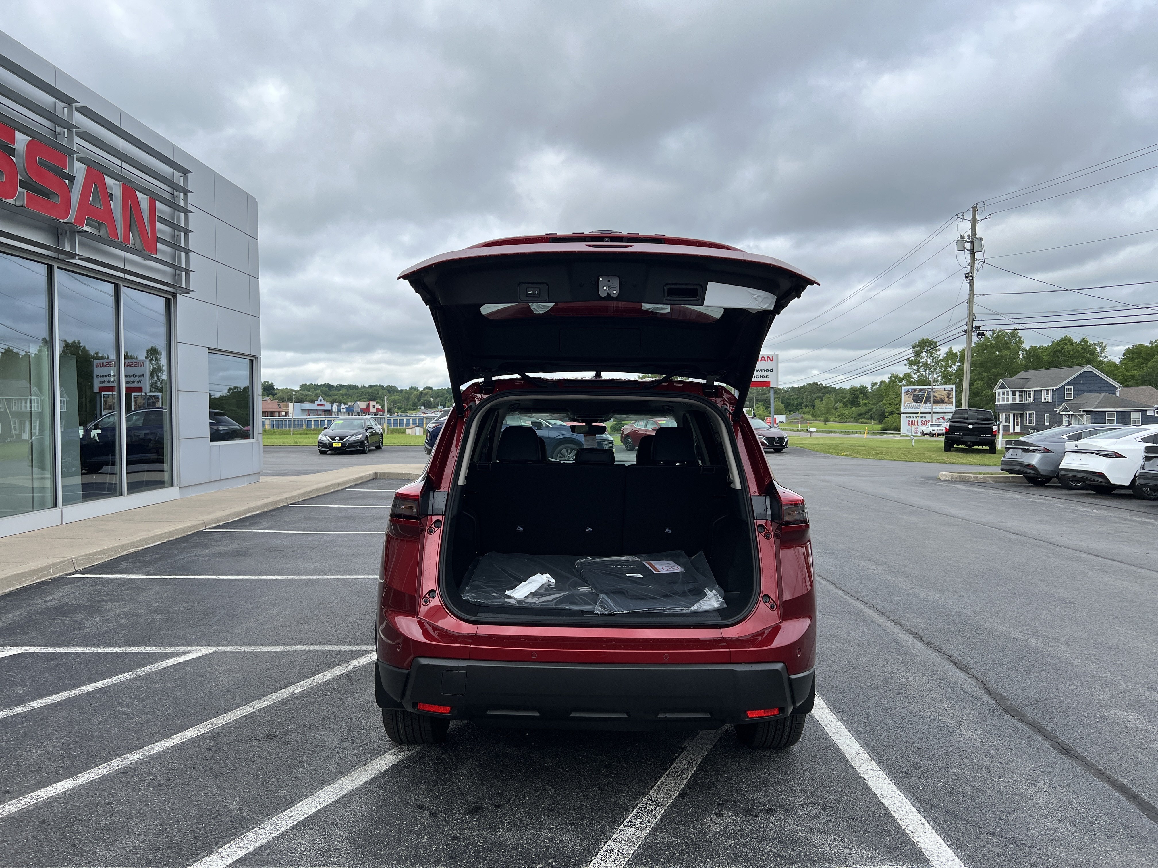 New 2026 Nissan Rogue Dark Armor AWD/4WD image 4