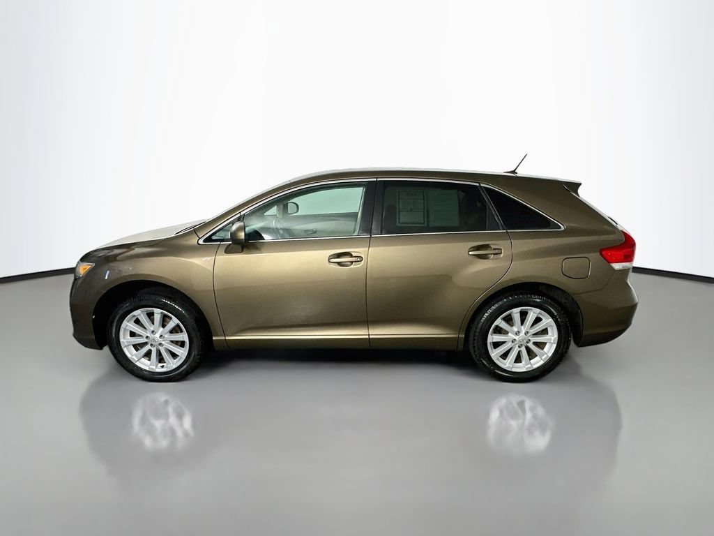 Used 2011 Toyota Venza w/ Leather Pkg FWD image 4