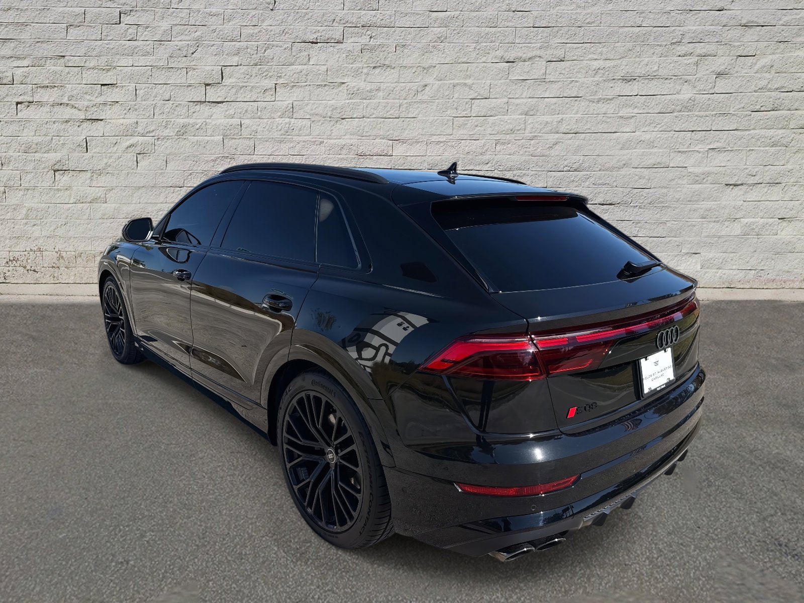 Used 2024 Audi SQ8 Premium Plus w/ Executive Package image 7