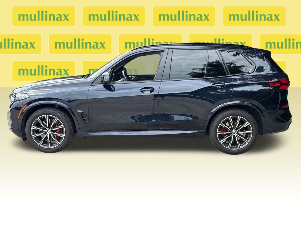 Used 2024 BMW X5 xDrive40i w/ M Sport Package AWD/4WD image 11