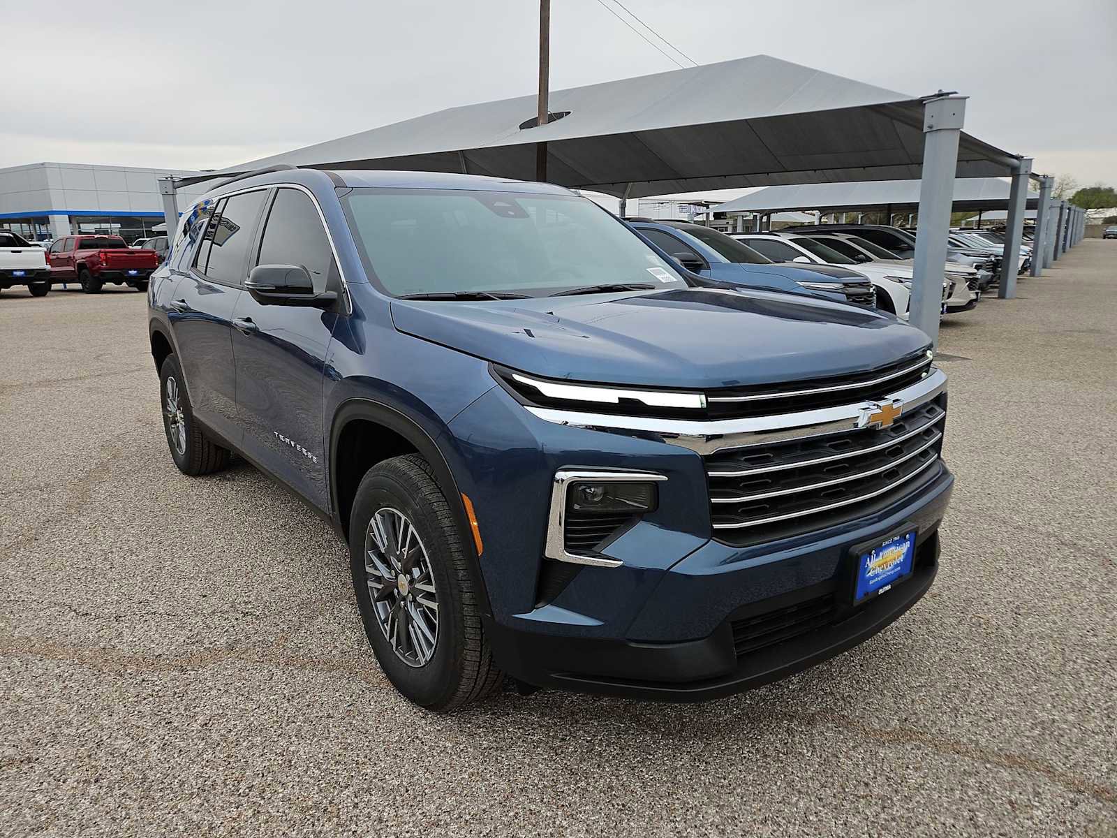 New 2026 Chevrolet Traverse LT w/ Driver Confidence Package image 2