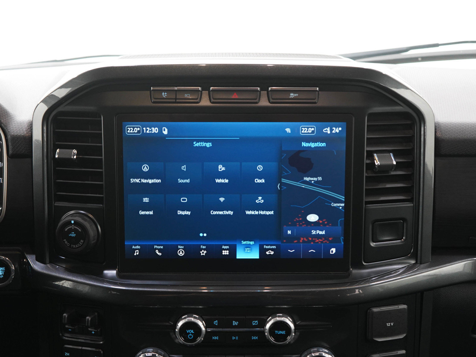 Used 2022 Ford F150 XLT w/ Equipment Group 302A High AWD/4WD image 16