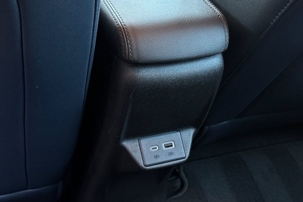 Certified 2023 Chevrolet Bolt EUV LT w/ Convenience Package image 14