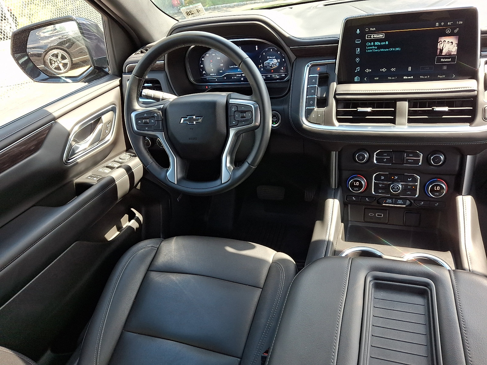 Used 2023 Chevrolet Tahoe Z71 AWD/4WD image 14
