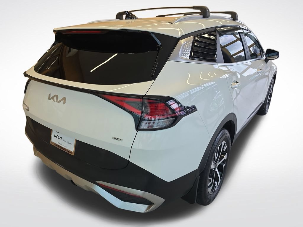 Certified 2025 Kia Sportage EX AWD/4WD image 6