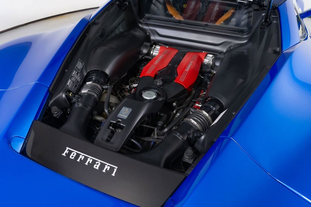 Used 2018 Ferrari 488 GTB image 18